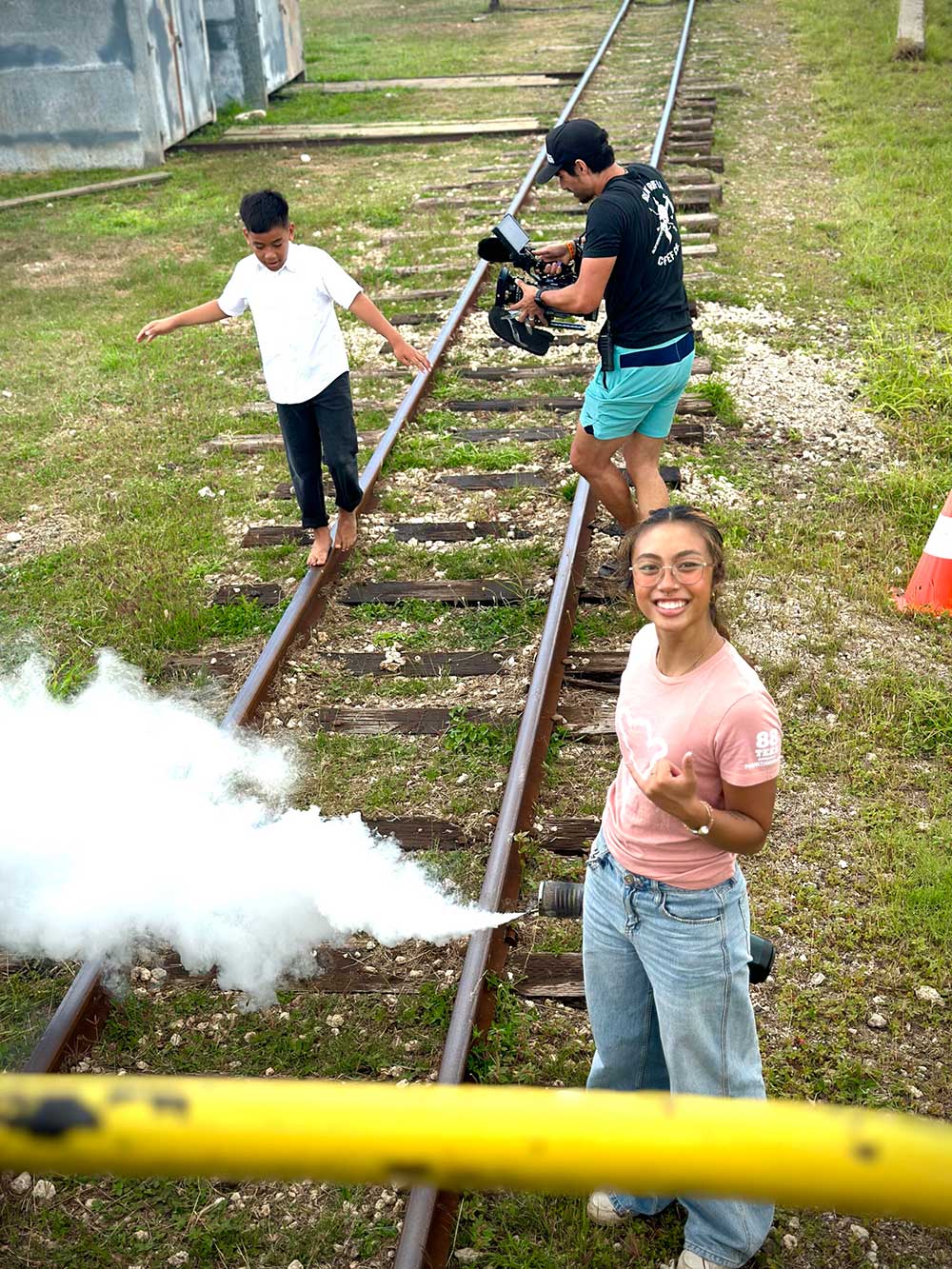 Eve Ordinario smokes the tracks.
